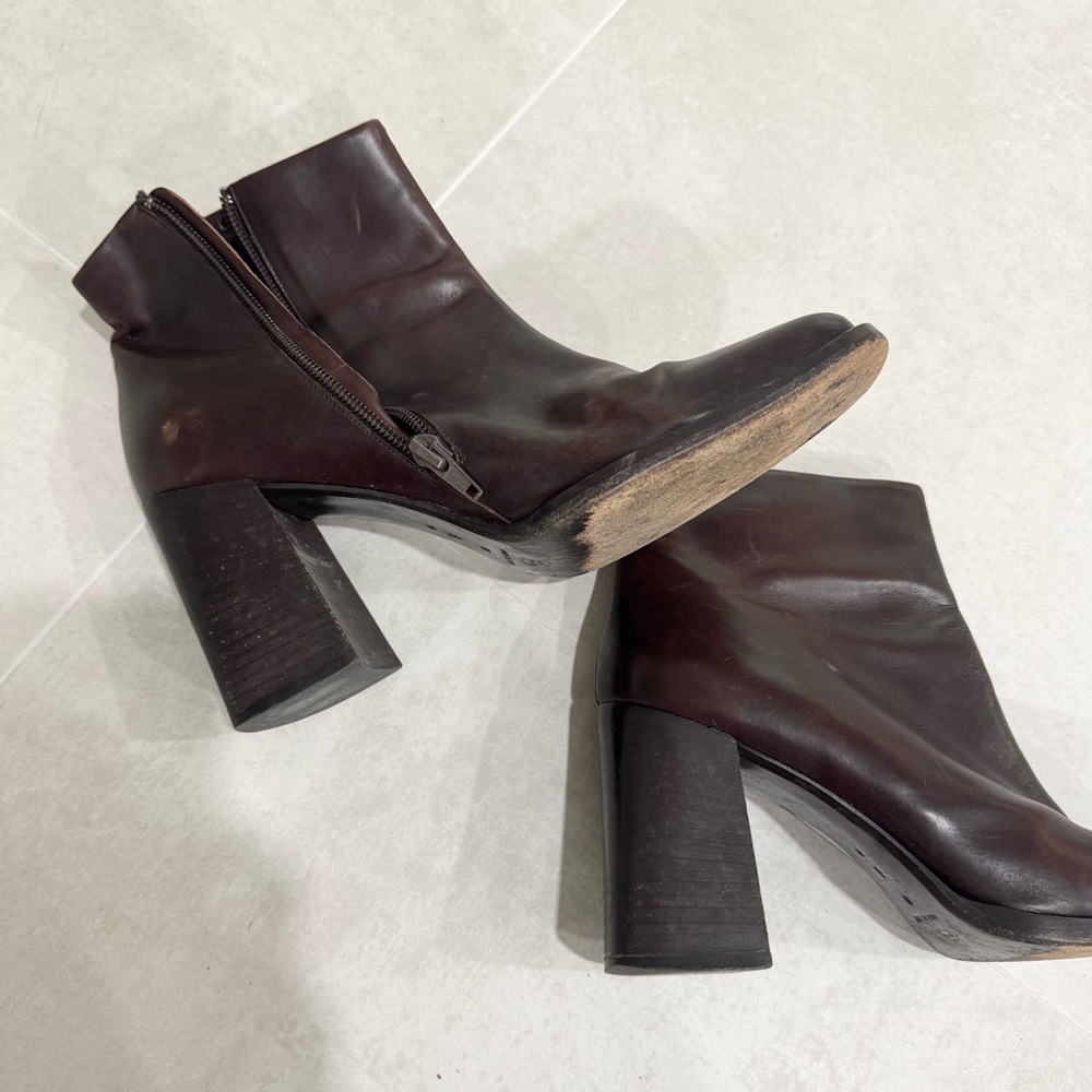 Via Spiga Maroon Heeled Leather Boots - Picture 6 of 9